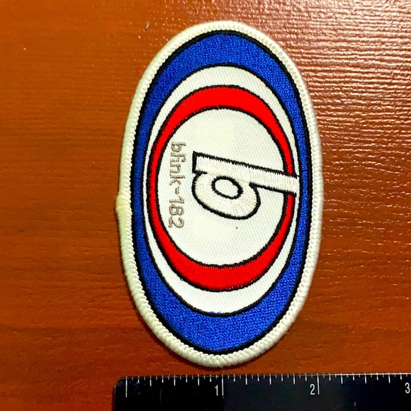 Vintage Y1998”BLINK 182”Collectible Iron on Patch. - Picture 2 of 4
